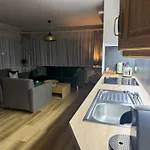 דירה Petri *